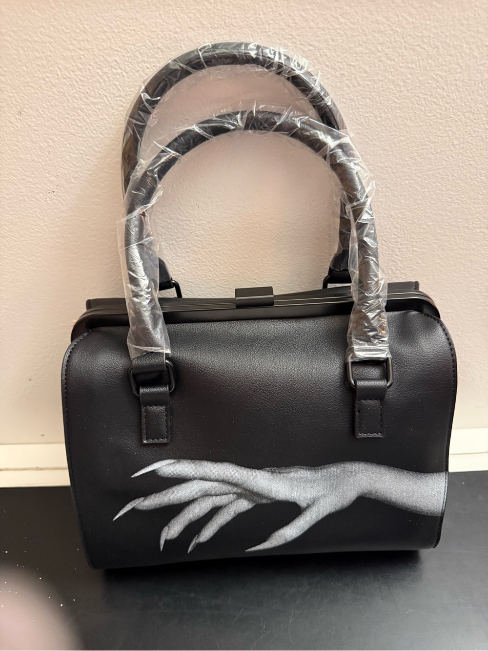 NWT Foxblood The Shadow Hunter Bag - Picture 4 of 9
